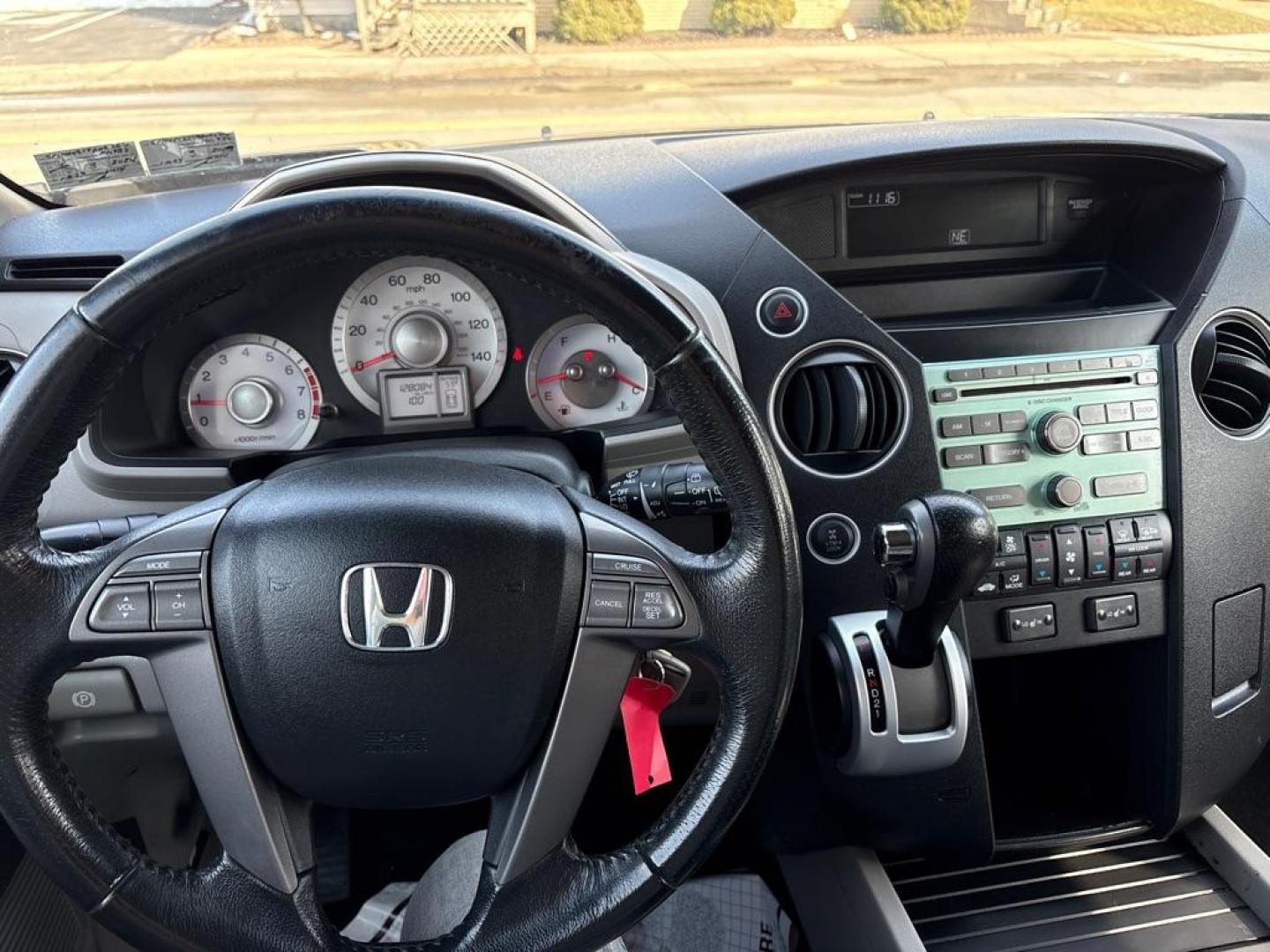 2009 BLACK HONDA PILOT EXL (5FNYF48599B) with an 3.5L engine, Automatic transmission, located at 503 First Street, Canonsburg, PA, 15317, (724) 745-0566, 40.266006, -80.178413 - Photo#23