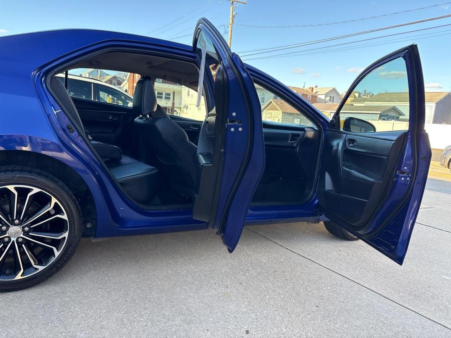 2015 BLUE TOYOTA COROLLA (5YFBURHE8FP) with an 1.8L engine, Automatic transmission, located at 503 First Street, Canonsburg, PA, 15317, (724) 745-0566, 40.266006, -80.178413 - Photo#12