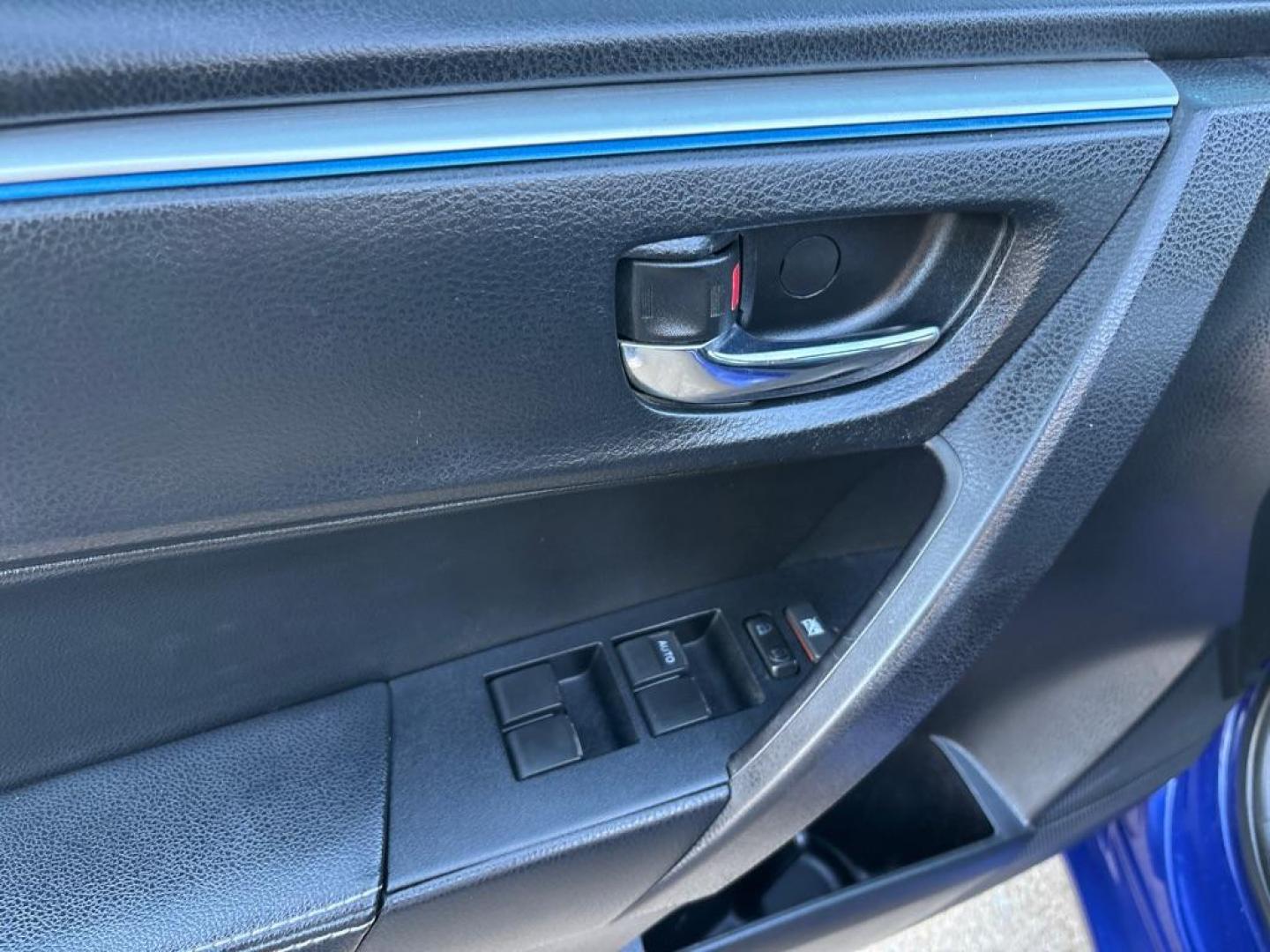 2015 BLUE TOYOTA COROLLA (5YFBURHE8FP) with an 1.8L engine, Automatic transmission, located at 503 First Street, Canonsburg, PA, 15317, (724) 745-0566, 40.266006, -80.178413 - Photo#20