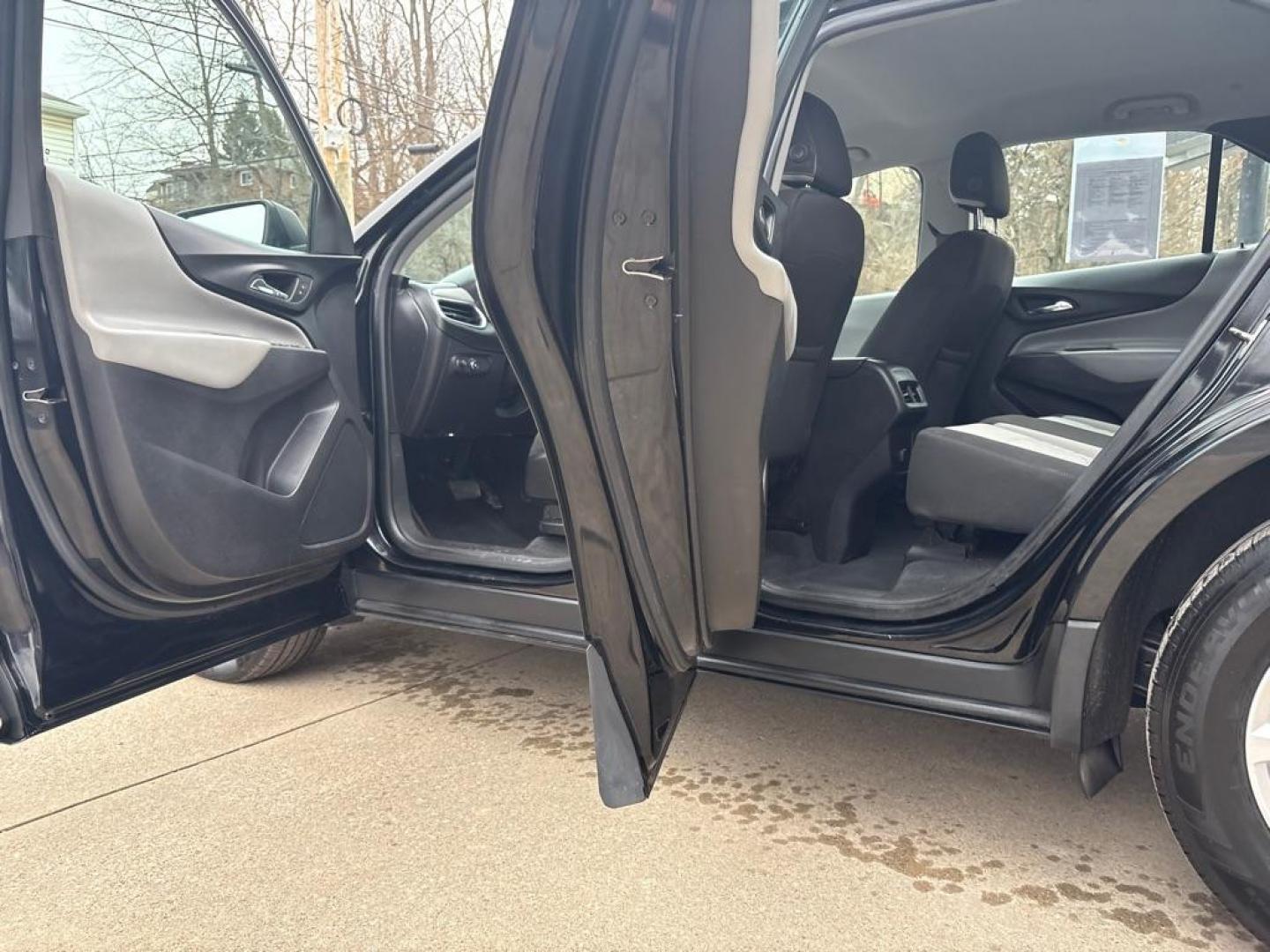 2018 BLACK CHEVROLET EQUINOX LS (3GNAXREV7JL) with an 1.5L engine, Automatic transmission, located at 503 First Street, Canonsburg, PA, 15317, (724) 745-0566, 40.266006, -80.178413 - Photo#13