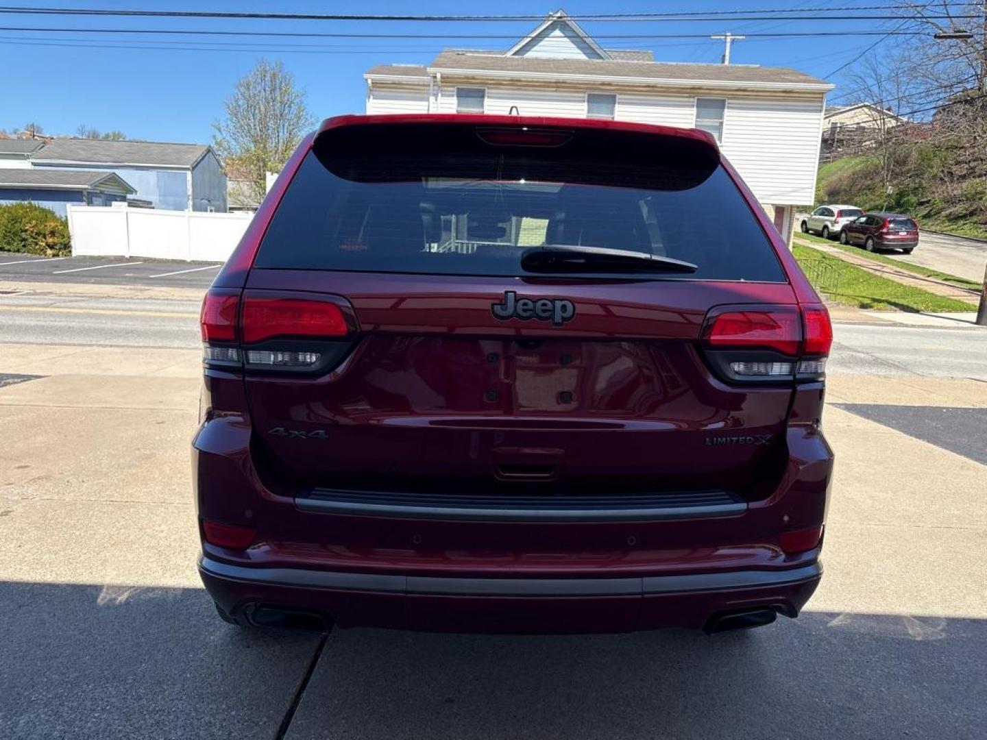 2019 MAROON JEEP GRAND CHEROKEE LIMITED (1C4RJFBG4KC) with an 3.6L engine, Automatic transmission, located at 503 First Street, Canonsburg, PA, 15317, (724) 745-0566, 40.266006, -80.178413 - Photo#3