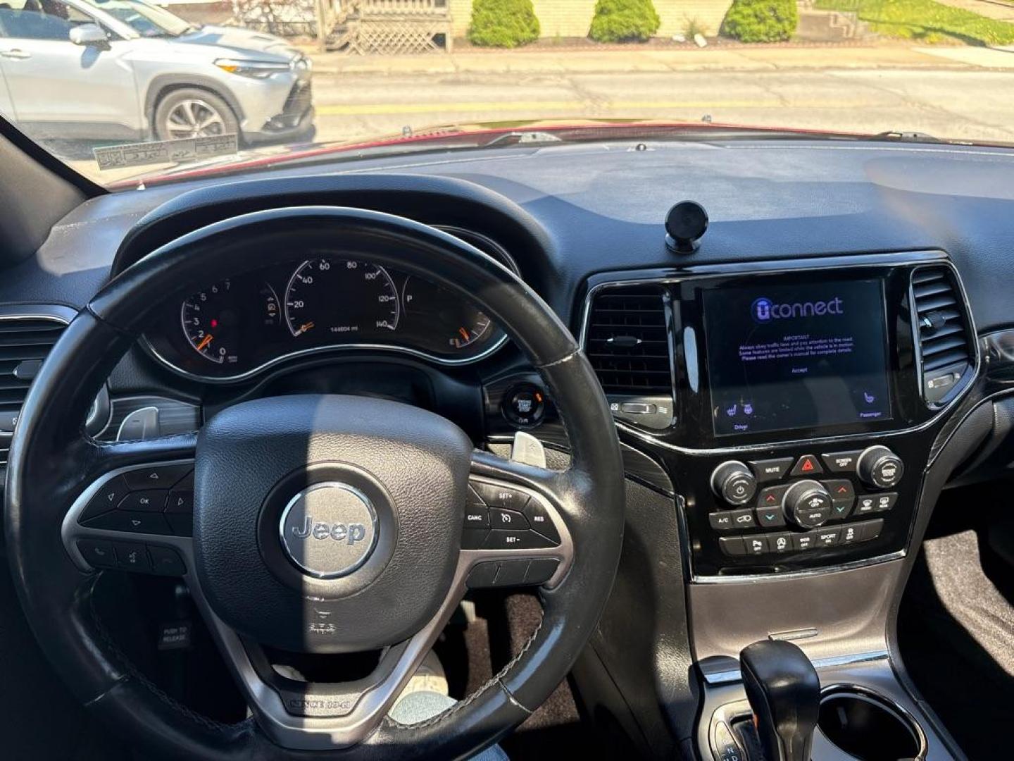 2019 MAROON JEEP GRAND CHEROKEE LIMITED (1C4RJFBG4KC) with an 3.6L engine, Automatic transmission, located at 503 First Street, Canonsburg, PA, 15317, (724) 745-0566, 40.266006, -80.178413 - Photo#26