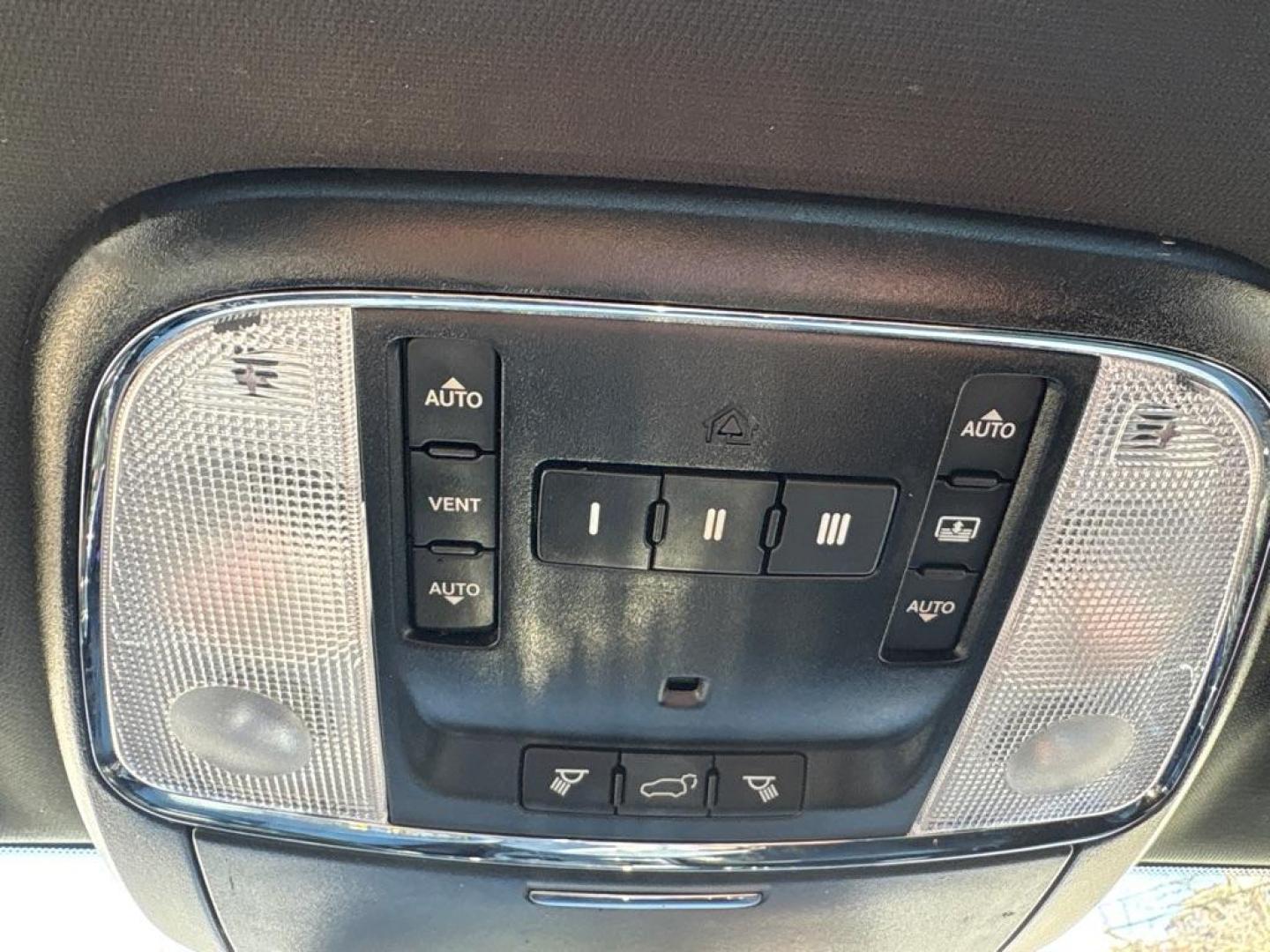 2019 MAROON JEEP GRAND CHEROKEE LIMITED (1C4RJFBG4KC) with an 3.6L engine, Automatic transmission, located at 503 First Street, Canonsburg, PA, 15317, (724) 745-0566, 40.266006, -80.178413 - Photo#30