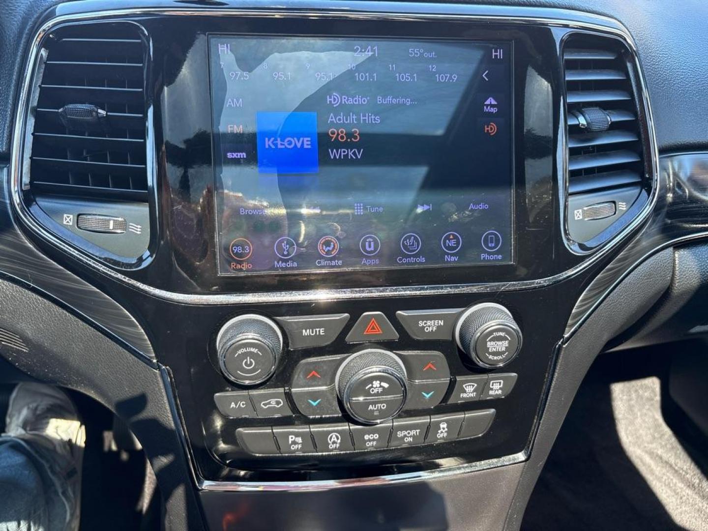 2019 MAROON JEEP GRAND CHEROKEE LIMITED (1C4RJFBG4KC) with an 3.6L engine, Automatic transmission, located at 503 First Street, Canonsburg, PA, 15317, (724) 745-0566, 40.266006, -80.178413 - Photo#33