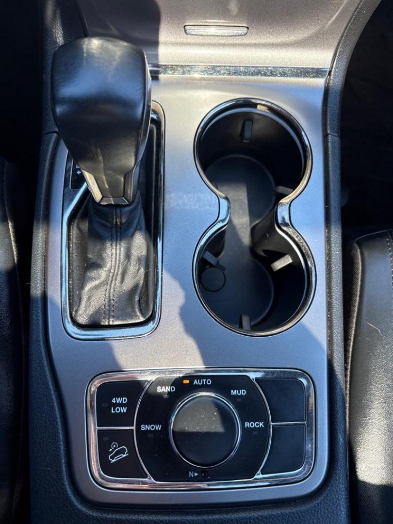 2019 MAROON JEEP GRAND CHEROKEE LIMITED (1C4RJFBG4KC) with an 3.6L engine, Automatic transmission, located at 503 First Street, Canonsburg, PA, 15317, (724) 745-0566, 40.266006, -80.178413 - Photo#36