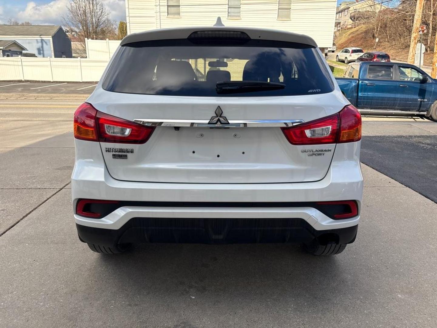 2019 WHITE MITSUBISHI OUTLANDER SPORT ES (JA4AR3AU1KU) with an 2.0L engine, Automatic transmission, located at 503 First Street, Canonsburg, PA, 15317, (724) 745-0566, 40.266006, -80.178413 - Photo#3