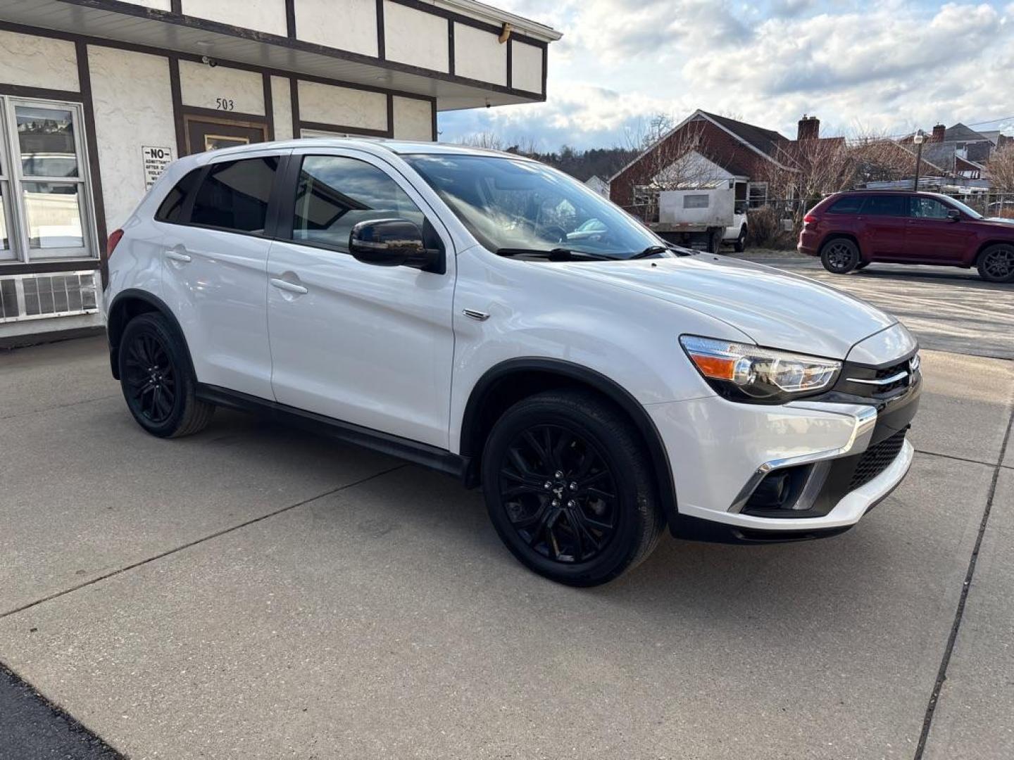 2019 WHITE MITSUBISHI OUTLANDER SPORT ES (JA4AR3AU1KU) with an 2.0L engine, Automatic transmission, located at 503 First Street, Canonsburg, PA, 15317, (724) 745-0566, 40.266006, -80.178413 - Photo#6