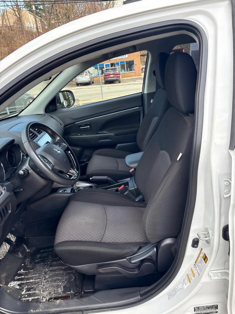 2019 WHITE MITSUBISHI OUTLANDER SPORT ES (JA4AR3AU1KU) with an 2.0L engine, Automatic transmission, located at 503 First Street, Canonsburg, PA, 15317, (724) 745-0566, 40.266006, -80.178413 - Photo#19