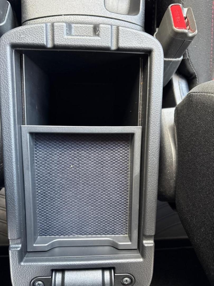 2019 WHITE MITSUBISHI OUTLANDER SPORT ES (JA4AR3AU1KU) with an 2.0L engine, Automatic transmission, located at 503 First Street, Canonsburg, PA, 15317, (724) 745-0566, 40.266006, -80.178413 - Photo#34