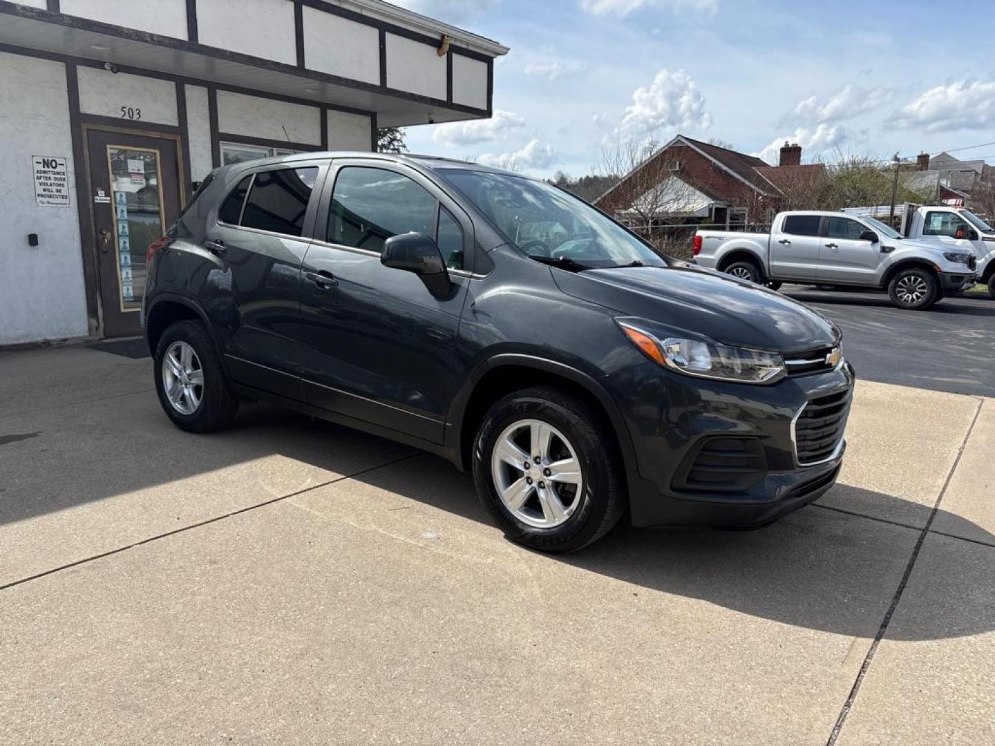 2019 GRAY CHEVROLET TRAX LS (3GNCJNSB2KL) with an 1.4L engine, Automatic transmission, located at 503 First Street, Canonsburg, PA, 15317, (724) 745-0566, 40.266006, -80.178413 - Photo#6