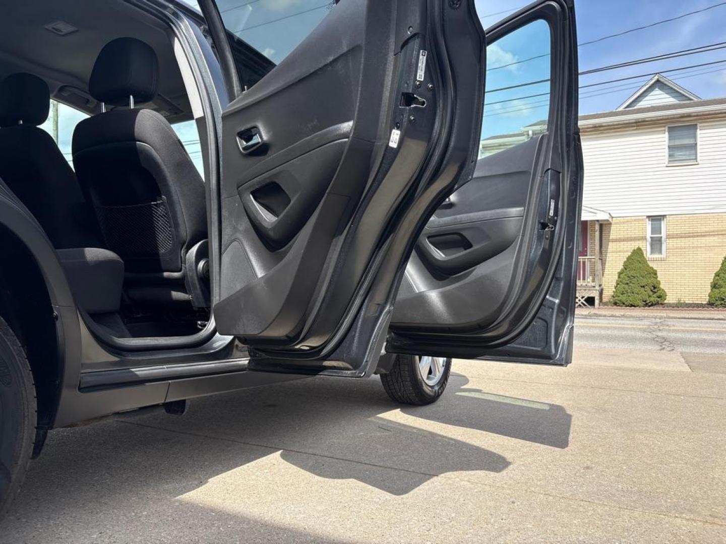 2019 GRAY CHEVROLET TRAX LS (3GNCJNSB2KL) with an 1.4L engine, Automatic transmission, located at 503 First Street, Canonsburg, PA, 15317, (724) 745-0566, 40.266006, -80.178413 - Photo#14