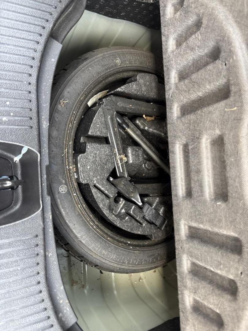 2019 GRAY CHEVROLET TRAX LS (3GNCJNSB2KL) with an 1.4L engine, Automatic transmission, located at 503 First Street, Canonsburg, PA, 15317, (724) 745-0566, 40.266006, -80.178413 - Photo#17