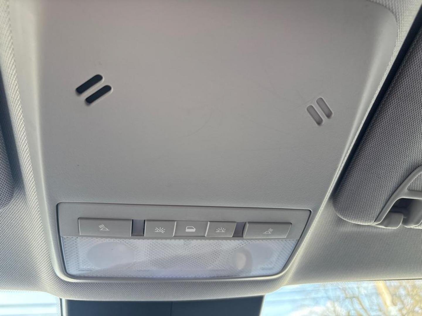 2019 GRAY CHEVROLET TRAX LS (3GNCJNSB2KL) with an 1.4L engine, Automatic transmission, located at 503 First Street, Canonsburg, PA, 15317, (724) 745-0566, 40.266006, -80.178413 - Photo#33