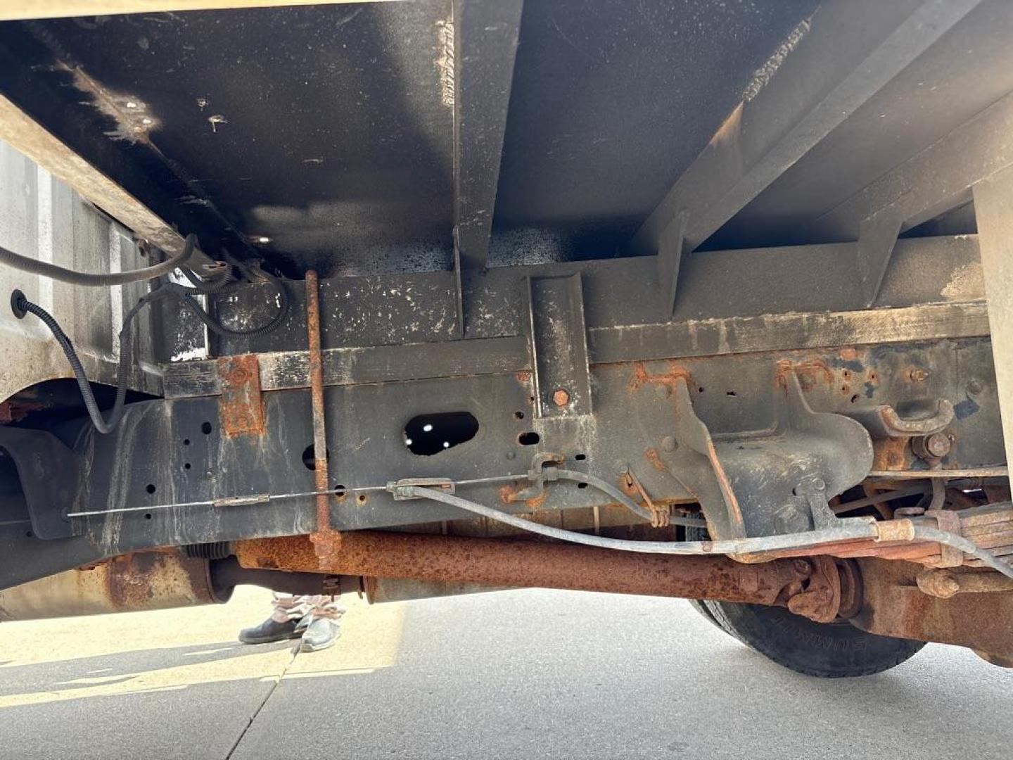 2016 WHITE FORD F350 SUPER DUTY (1FDRF3H60GE) with an 6.2L engine, Automatic transmission, located at 503 First Street, Canonsburg, PA, 15317, (724) 745-0566, 40.266006, -80.178413 - Photo#8