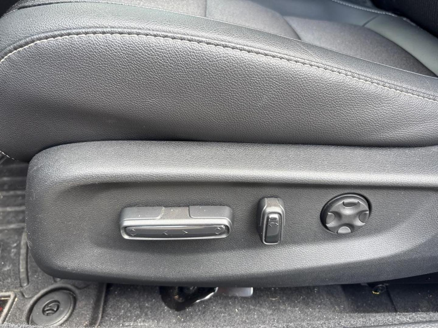 2020 SILVER HONDA ACCORD SPORT (1HGCV1F33LA) with an 1.5L engine, Continuously Variable transmission, located at 503 First Street, Canonsburg, PA, 15317, (724) 745-0566, 40.266006, -80.178413 - Photo#20