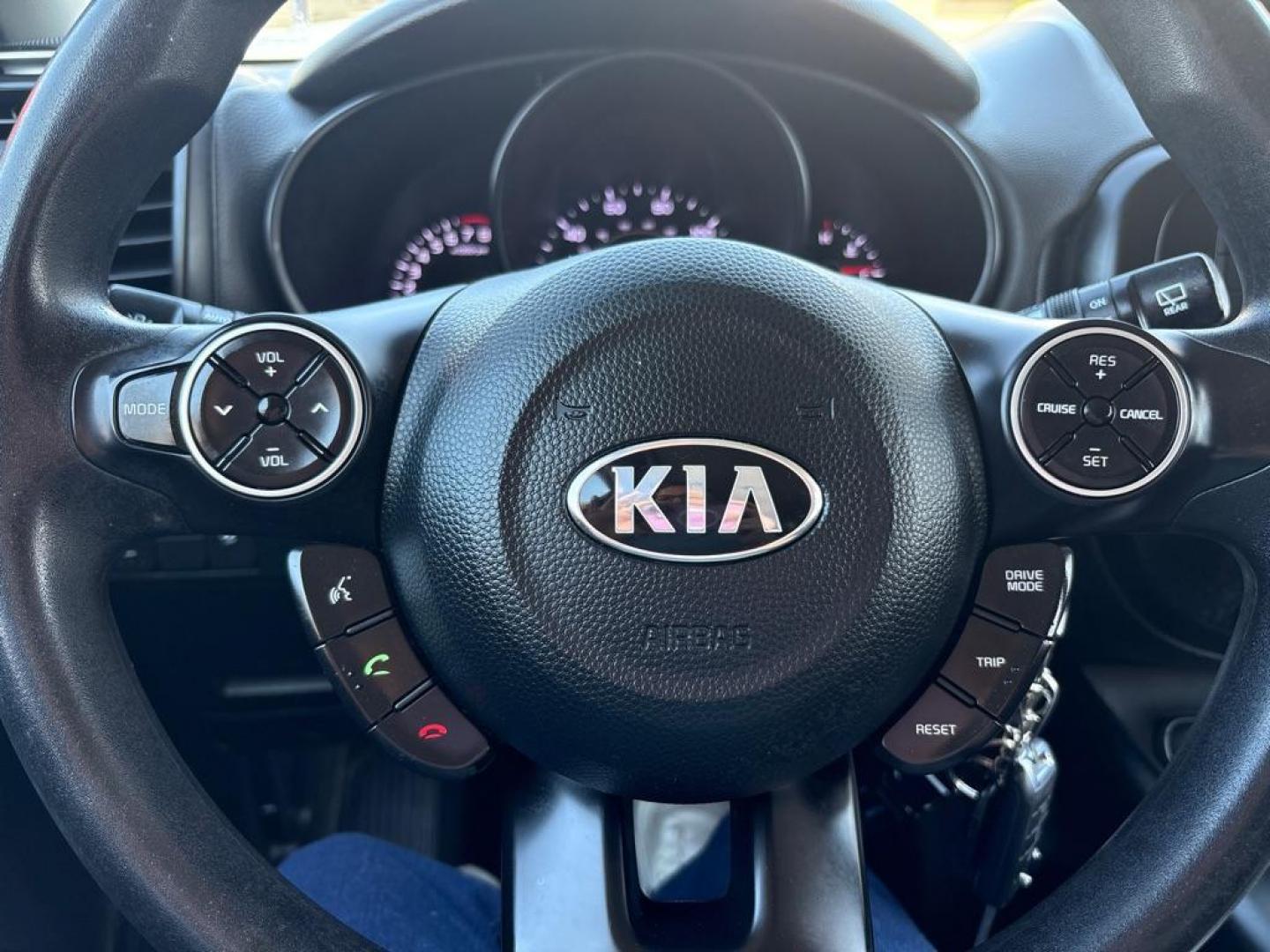 2019 RED KIA SOUL (KNDJN2A26K7) with an 1.6L engine, Automatic transmission, located at 503 First Street, Canonsburg, PA, 15317, (724) 745-0566, 40.266006, -80.178413 - Photo#22