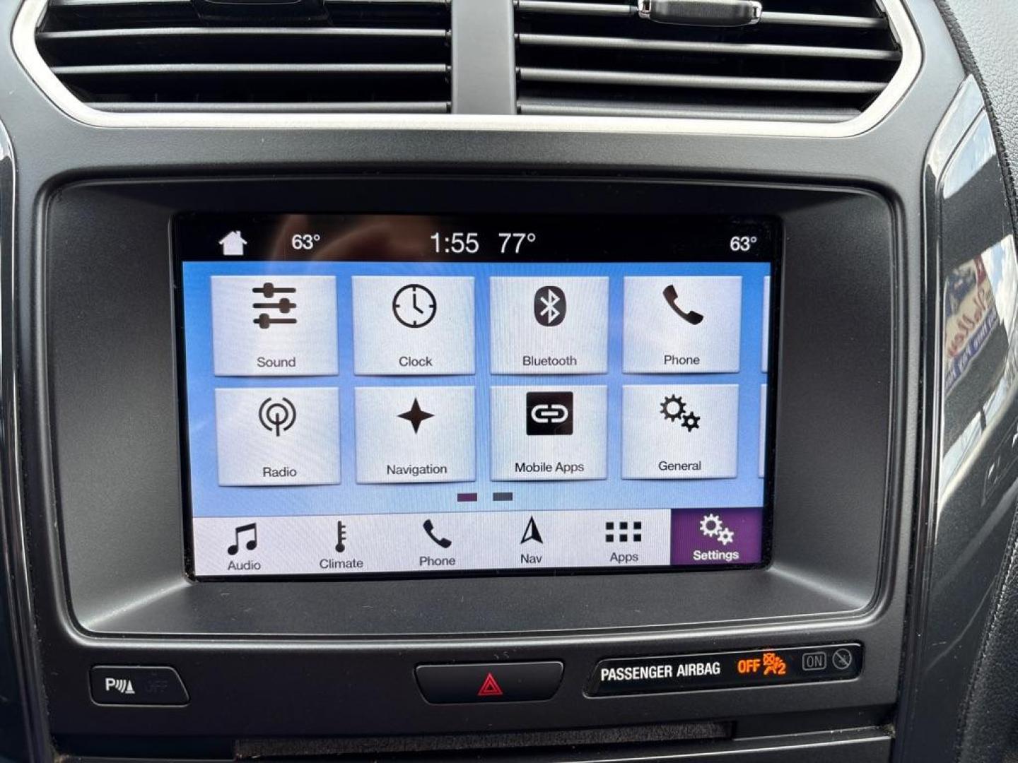 2017 GOLD FORD EXPLORER XLT (1FM5K8D85HG) with an 3.5L engine, Automatic transmission, located at 503 First Street, Canonsburg, PA, 15317, (724) 745-0566, 40.266006, -80.178413 - Photo#30