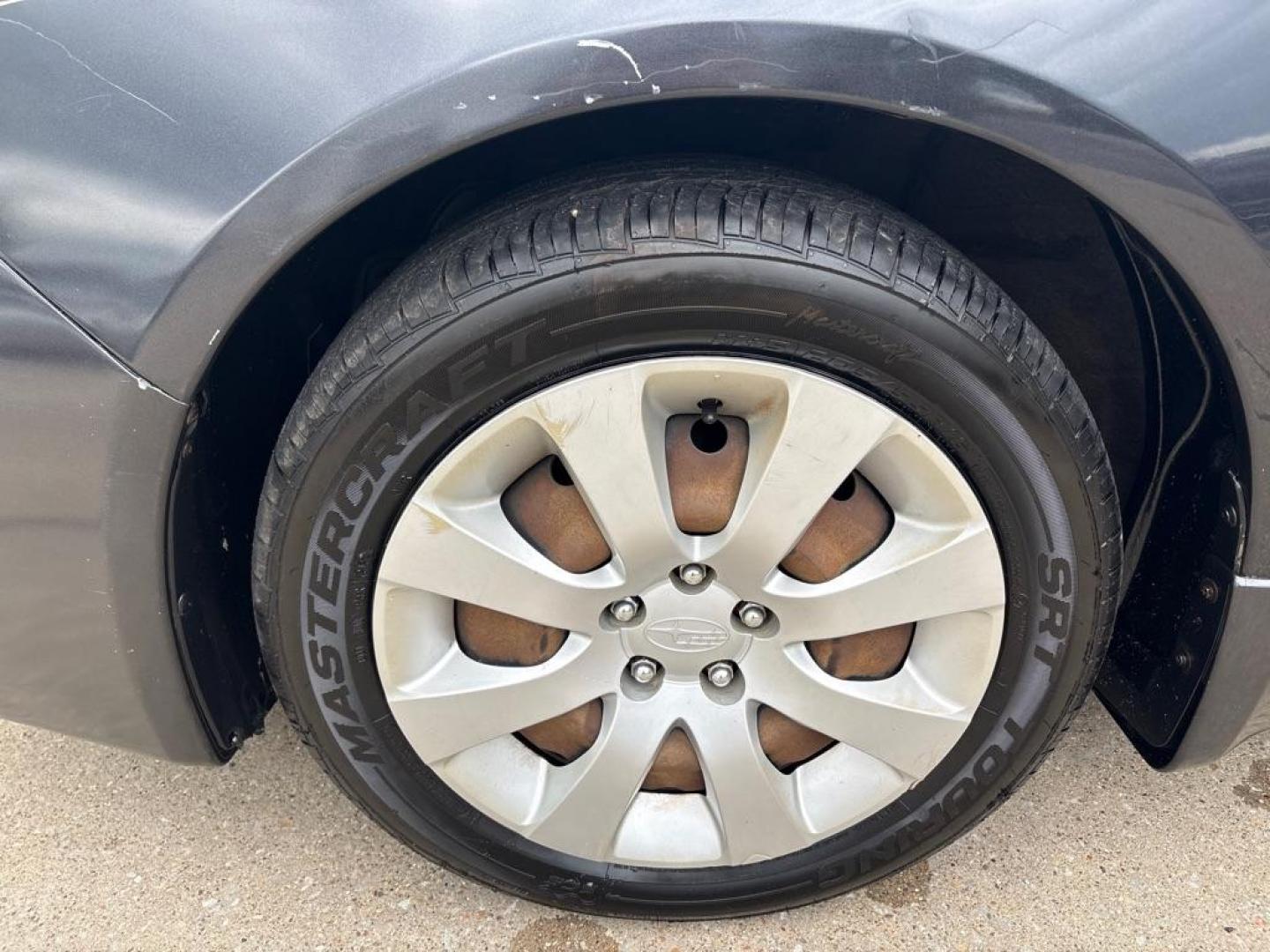 2009 GRAY SUBARU IMPREZA 2.5I (JF1GH61629H) with an 2.5L engine, Automatic transmission, located at 503 First Street, Canonsburg, PA, 15317, (724) 745-0566, 40.266006, -80.178413 - *CLEAN CAR FAX! *AWD! *TWO OWNER! * 4 CYLINDER ENGINE WE FINANCE! APPLY ONLINE: WWW.USEDCARSCANONSBURGPA.COM CALL US TODAY: 724-745-0566 TEXT US: 724-825-1817 - Photo#9