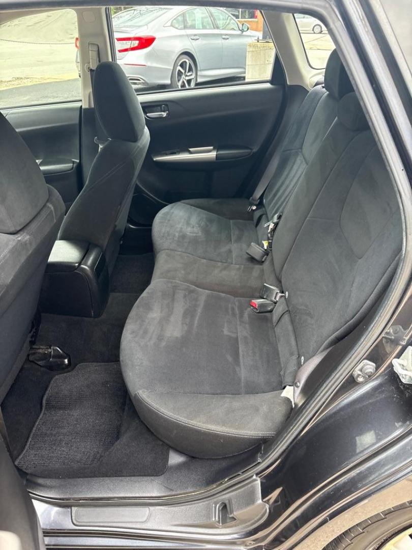 2009 GRAY SUBARU IMPREZA 2.5I (JF1GH61629H) with an 2.5L engine, Automatic transmission, located at 503 First Street, Canonsburg, PA, 15317, (724) 745-0566, 40.266006, -80.178413 - *CLEAN CAR FAX! *AWD! *TWO OWNER! * 4 CYLINDER ENGINE WE FINANCE! APPLY ONLINE: WWW.USEDCARSCANONSBURGPA.COM CALL US TODAY: 724-745-0566 TEXT US: 724-825-1817 - Photo#19