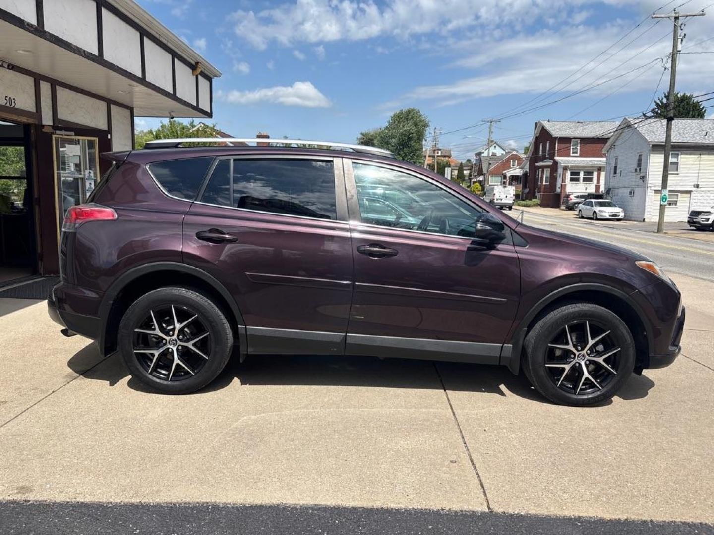 2016 PURPLE TOYOTA RAV4 SE (2T3JFREV6GW) with an 2.5L engine, Automatic transmission, located at 503 First Street, Canonsburg, PA, 15317, (724) 745-0566, 40.266006, -80.178413 - * ONE OWNER! * CLEAN CAR FAX! * AWD * NEW INSPECTION AND FRESH OIL * LEATHER * BACK UP CAMERA * HEATED SEATS 22 CITY / 29 HIGHWAY WE FINANCE! APPLY ONLINE: WWW.USEDCARSCANONSBURGPA.COM CALL US! 724-745-0566 TEXT US! 724-825-1817 - Photo#6