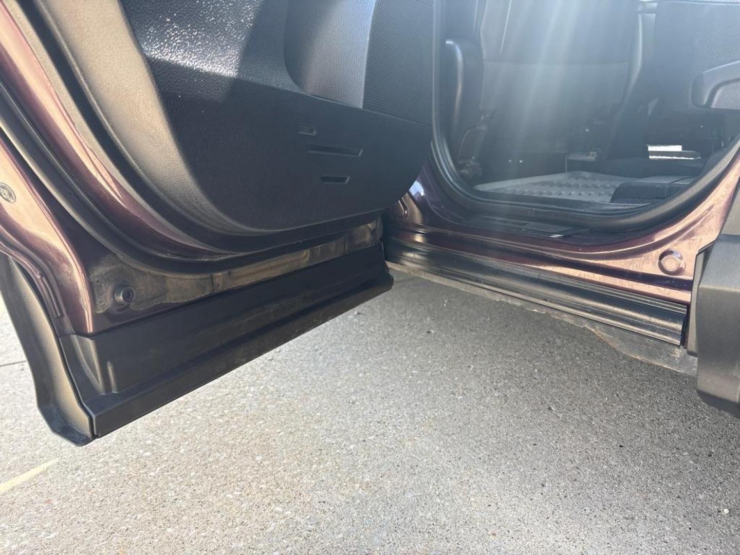 2016 PURPLE TOYOTA RAV4 SE (2T3JFREV6GW) with an 2.5L engine, Automatic transmission, located at 503 First Street, Canonsburg, PA, 15317, (724) 745-0566, 40.266006, -80.178413 - * ONE OWNER! * CLEAN CAR FAX! * AWD * NEW INSPECTION AND FRESH OIL * LEATHER * BACK UP CAMERA * HEATED SEATS 22 CITY / 29 HIGHWAY WE FINANCE! APPLY ONLINE: WWW.USEDCARSCANONSBURGPA.COM CALL US! 724-745-0566 TEXT US! 724-825-1817 - Photo#19