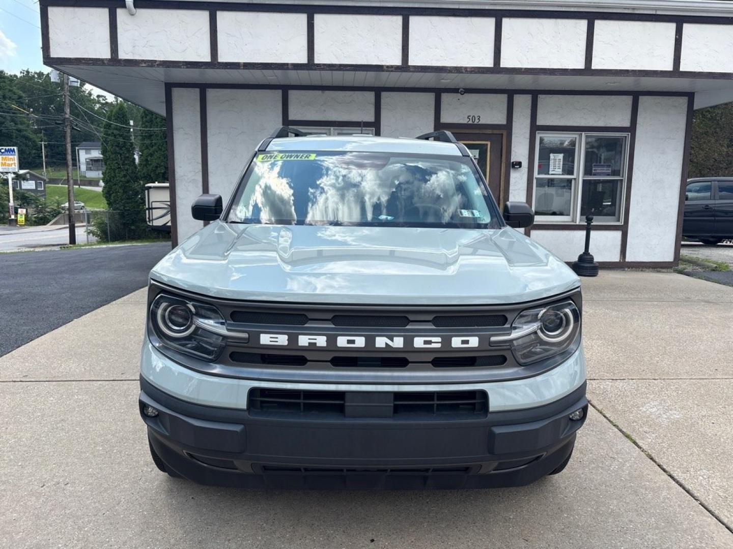 2021 GRAY FORD BRONCO SPORT BIG BEND (3FMCR9B64MR) with an 1.5L engine, Automatic transmission, located at 503 First Street, Canonsburg, PA, 15317, (724) 745-0566, 40.266006, -80.178413 - CLEAN CAR FAX! ONE OWNER! *REAR VIEW CAMERA *SECURICODE KEYLESS KEYPAD *SYNC *SIRIUSXM *ROOF RACK *CLASS II TRAILER TOW PACKAGE WE FINANCE! FAST AND EASY APPROVALS! APPLY ONLINE: WWW.USEDCARSCANONSBURGPA.COM CALL US: 724-745-0566 TEXT US: 724-825-1817- Photo#7