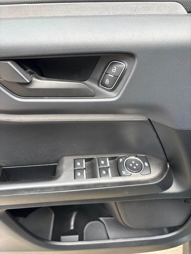 2021 GRAY FORD BRONCO SPORT BIG BEND (3FMCR9B64MR) with an 1.5L engine, Automatic transmission, located at 503 First Street, Canonsburg, PA, 15317, (724) 745-0566, 40.266006, -80.178413 - CLEAN CAR FAX! ONE OWNER! *REAR VIEW CAMERA *SECURICODE KEYLESS KEYPAD *SYNC *SIRIUSXM *ROOF RACK *CLASS II TRAILER TOW PACKAGE WE FINANCE! FAST AND EASY APPROVALS! APPLY ONLINE: WWW.USEDCARSCANONSBURGPA.COM CALL US: 724-745-0566 TEXT US: 724-825-1817- Photo#22