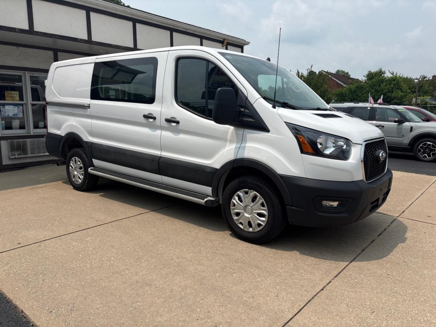 2025 WHITE FORD TRANSIT T-250 (1FTBR1Y8XSK) with an 3.5L engine, Automatic transmission, located at 503 First Street, Canonsburg, PA, 15317, (724) 745-0566, 40.266006, -80.178413- Photo#6