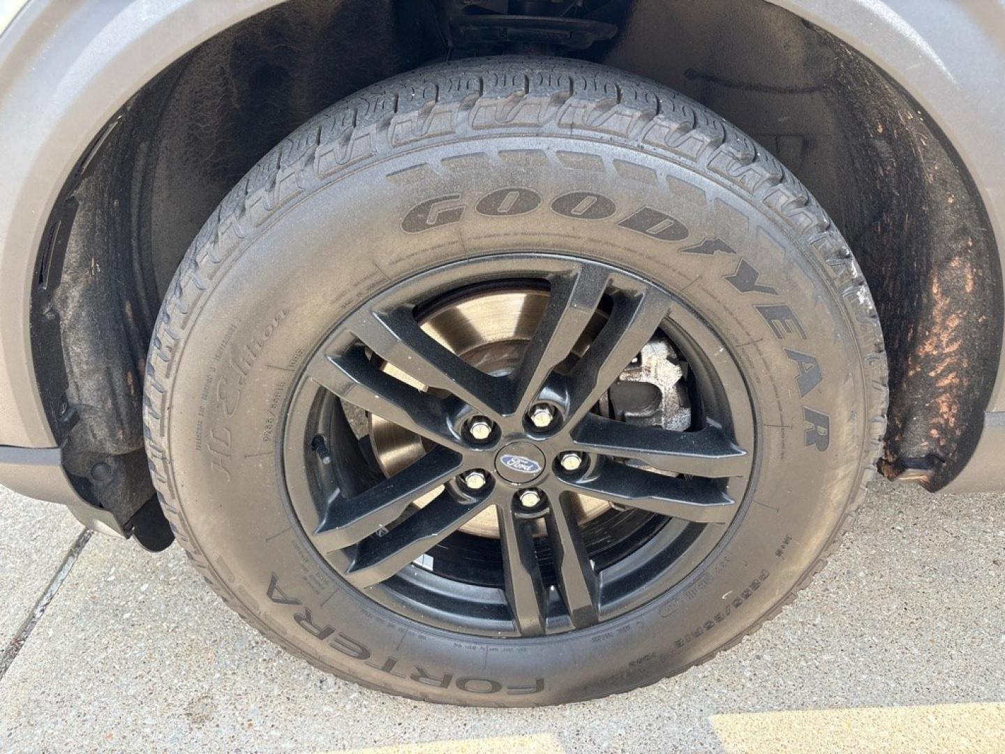 2020 SILVER FORD EXPLORER XLT (1FMSK8DH7LG) with an 2.3L engine, Automatic transmission, located at 503 First Street, Canonsburg, PA, 15317, (724) 745-0566, 40.266006, -80.178413 - CAR FAX AVAILABLE! ESTIMATED MPG: 20 CITY / 27 HIGHWAY 3RD ROW 4WD CRUISE AND AUDIO CONTROL ON THE STEERING WHEEL AM/FM/MP3/SIRRUS XM / BLUETOOTH NAVIGATION HEATED STEERING WHEEL WE FINANCE! FAST AND EASY APPROVALS! APPLY ONLINE: WWW.USEDCARSCANONSBURGPA.COM CALL US: 724-745-0566 TE- Photo#8