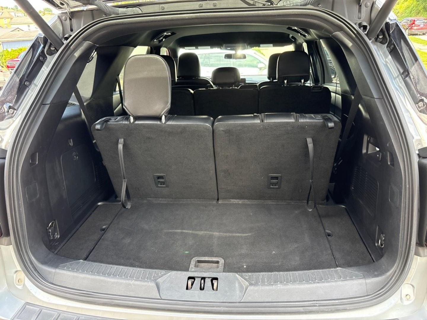 2020 SILVER FORD EXPLORER XLT (1FMSK8DH7LG) with an 2.3L engine, Automatic transmission, located at 503 First Street, Canonsburg, PA, 15317, (724) 745-0566, 40.266006, -80.178413 - CAR FAX AVAILABLE! ESTIMATED MPG: 20 CITY / 27 HIGHWAY 3RD ROW 4WD CRUISE AND AUDIO CONTROL ON THE STEERING WHEEL AM/FM/MP3/SIRRUS XM / BLUETOOTH NAVIGATION HEATED STEERING WHEEL WE FINANCE! FAST AND EASY APPROVALS! APPLY ONLINE: WWW.USEDCARSCANONSBURGPA.COM CALL US: 724-745-0566 TE- Photo#13