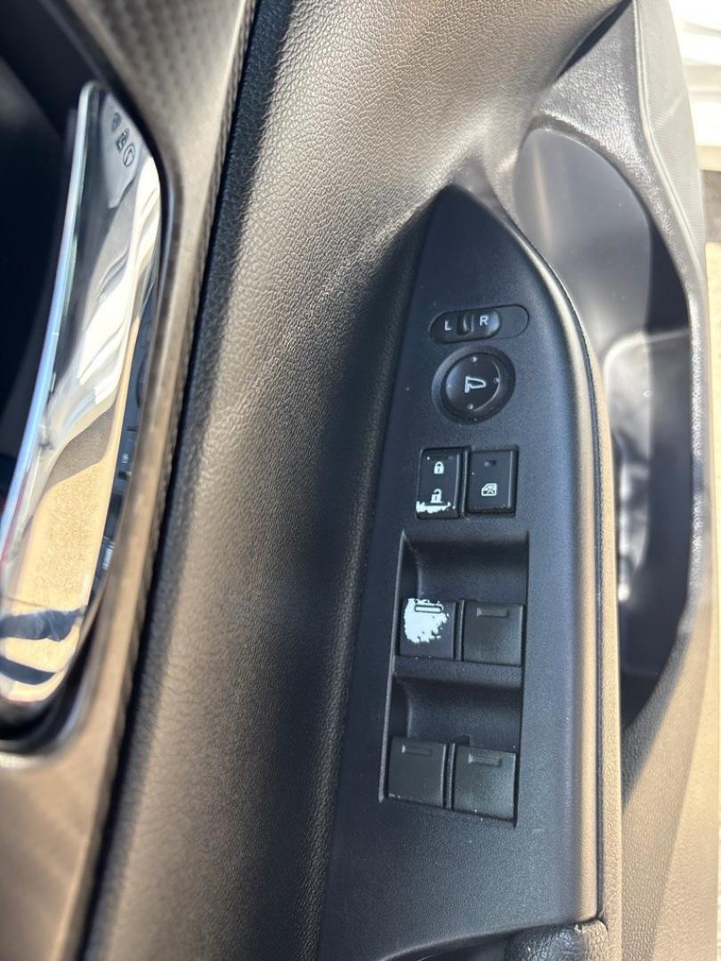 2017 WHITE HONDA ACCORD SPORT SPECIAL EDITION (1HGCR2F13HA) with an 2.4L engine, Continuously Variable transmission, located at 503 First Street, Canonsburg, PA, 15317, (724) 745-0566, 40.266006, -80.178413 - CAR FAX AVAILABLE! ESTIMATED MPG: 26 CITY / 34 HIGHWAY EXTRA CLEAN!! BACK-UP CAMERA HEATED LEATHER SEATS DUAL ZONE CLIMATE CONTROL WE FINANCE! FAST AND EASY APPROVALS! APPLY ONLINE: WWW.USEDCARSCANONSBURGPA.COM CALL US: 724-745-0566 TEXT US: 724-825-1817- Photo#20