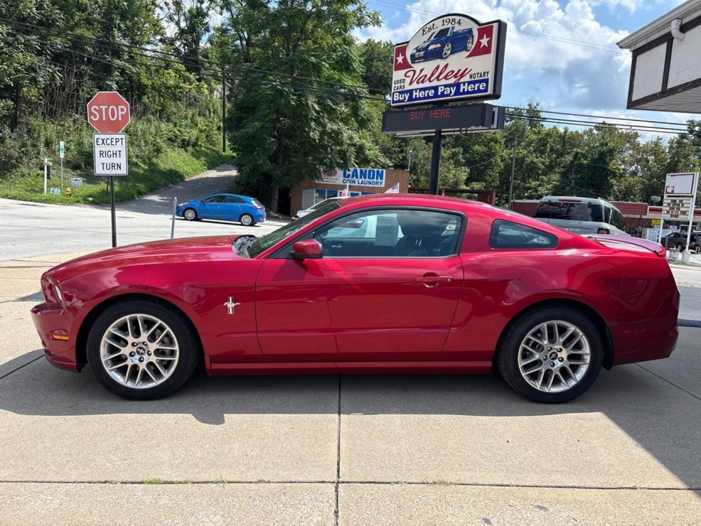 2013 RED FORD MUSTANG (1ZVBP8AM8D5) with an 3.7L engine, Automatic transmission, located at 503 First Street, Canonsburg, PA, 15317, (724) 745-0566, 40.266006, -80.178413- Photo#1