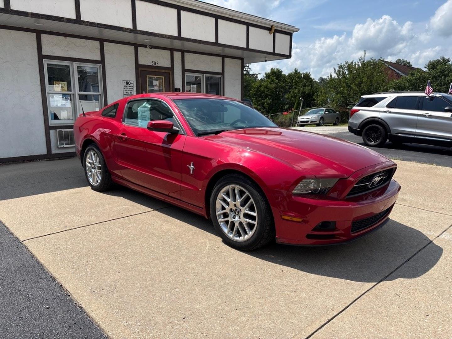 2013 RED FORD MUSTANG (1ZVBP8AM8D5) with an 3.7L engine, Automatic transmission, located at 503 First Street, Canonsburg, PA, 15317, (724) 745-0566, 40.266006, -80.178413- Photo#6
