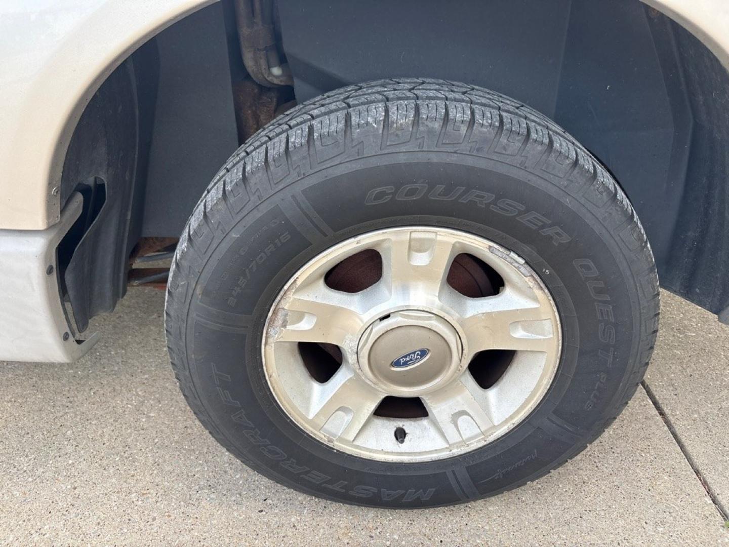 2002 SILVER FORD EXPLORER SPORT (1FMZU77E52U) with an 4.0L engine, Automatic transmission, located at 503 First Street, Canonsburg, PA, 15317, (724) 745-0566, 40.266006, -80.178413- Photo#10