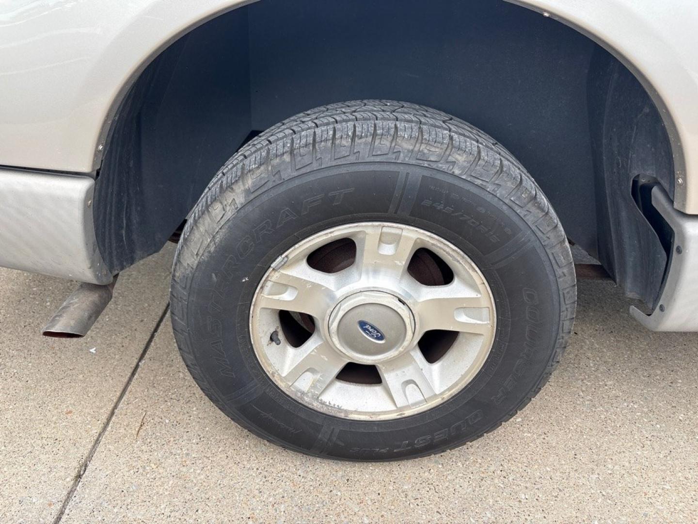 2002 SILVER FORD EXPLORER SPORT (1FMZU77E52U) with an 4.0L engine, Automatic transmission, located at 503 First Street, Canonsburg, PA, 15317, (724) 745-0566, 40.266006, -80.178413- Photo#11