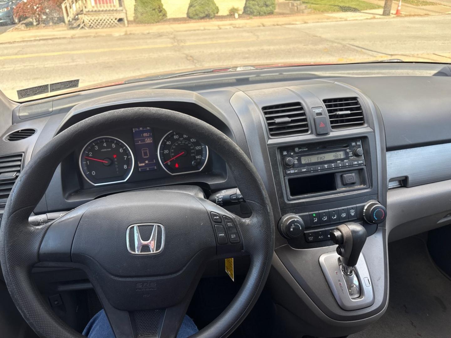 2010 RED HONDA CR-V LX (5J6RE4H31AL) with an 2.4L engine, Automatic transmission, located at 503 First Street, Canonsburg, PA, 15317, (724) 745-0566, 40.266006, -80.178413 - THIS VEHICLE IS BEING SOLD UNDER CONSIGNMENT- Photo#24