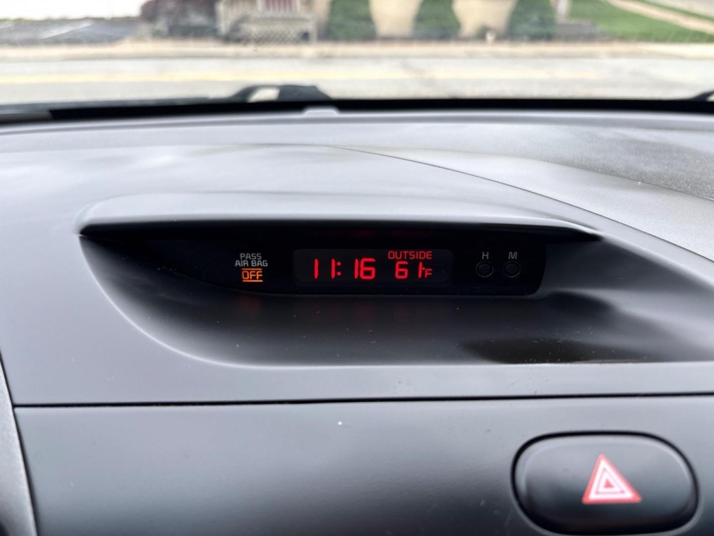 2016 WHITE KIA FORTE LX (KNAFX4A66G5) with an 1.8L engine, Automatic transmission, located at 503 First Street, Canonsburg, PA, 15317, (724) 745-0566, 40.266006, -80.178413- Photo#26