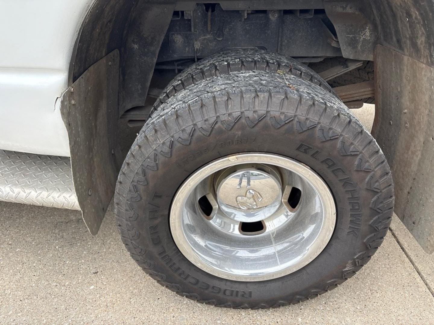 2005 DODGE RAM 3500 ST (3D7MS48C95G) with an 5.9L engine, Automatic transmission, located at 503 First Street, Canonsburg, PA, 15317, (724) 745-0566, 40.266006, -80.178413- Photo#12