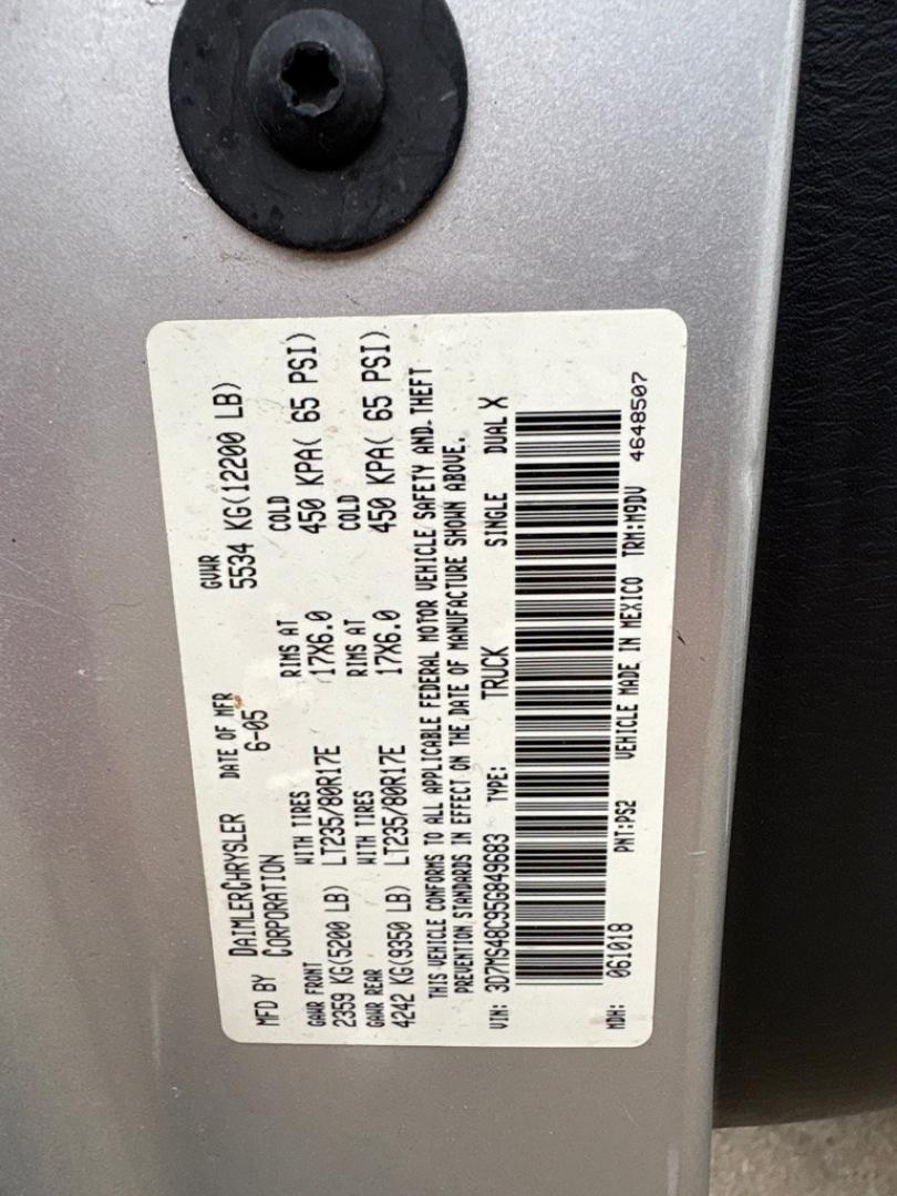 2005 DODGE RAM 3500 ST (3D7MS48C95G) with an 5.9L engine, Automatic transmission, located at 503 First Street, Canonsburg, PA, 15317, (724) 745-0566, 40.266006, -80.178413- Photo#21