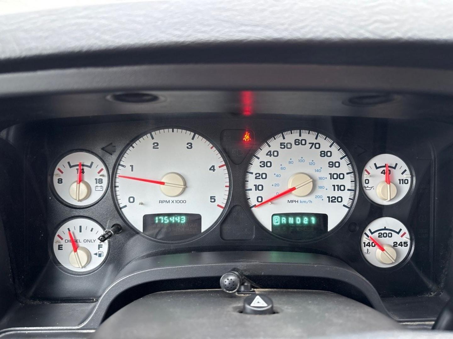 2005 DODGE RAM 3500 ST (3D7MS48C95G) with an 5.9L engine, Automatic transmission, located at 503 First Street, Canonsburg, PA, 15317, (724) 745-0566, 40.266006, -80.178413- Photo#27