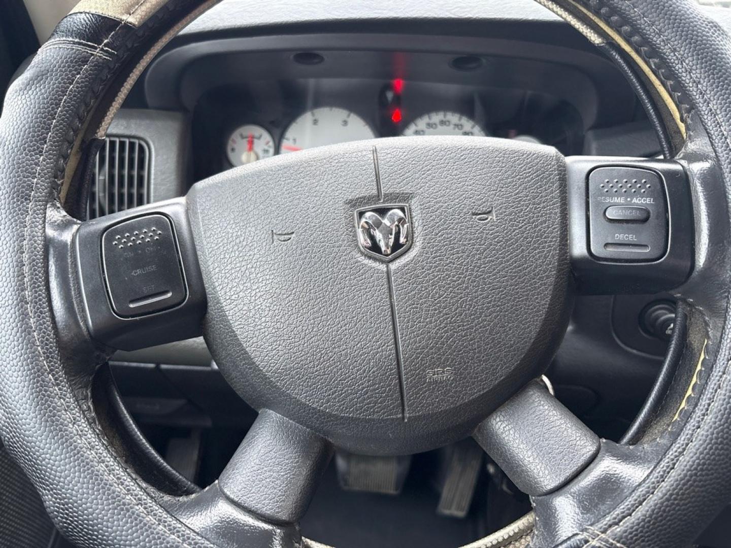 2005 DODGE RAM 3500 ST (3D7MS48C95G) with an 5.9L engine, Automatic transmission, located at 503 First Street, Canonsburg, PA, 15317, (724) 745-0566, 40.266006, -80.178413- Photo#28