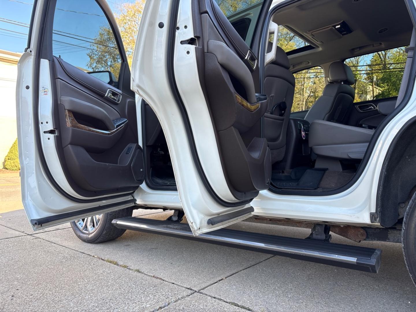 2015 WHITE GMC YUKON DENALI (1GKS2CKJ3FR) with an 6.2L engine, Automatic transmission, located at 503 First Street, Canonsburg, PA, 15317, (724) 745-0566, 40.266006, -80.178413 - THIS VEHICLE IS UNDER CONSIGNMENT CLEAN CAR FAX! ONE OWNER! SUPER CLEAN! MUST SEE! BOSE SURROUND SOUND 3RD ROW 2ND ROW CAPTAIN CHAIRS REAR ENTERTAINMENT TOW PACKAGE SUNROOF HEATED LEATHER SEATS NAVIGATION REAR VIEW CAMERA TRI-ZONE CLIMATE CONTROL WIRELESS CHARGING REMOTE START POWE- Photo#13