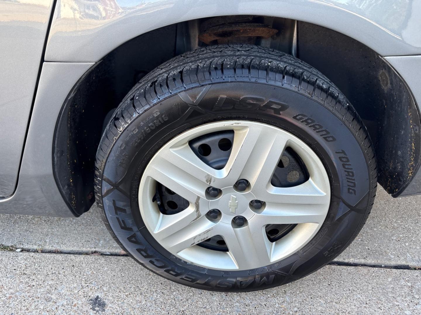 2008 GREY CHEVROLET IMPALA LS (2G1WB58N981) with an 3.5L engine, Automatic transmission, located at 503 First Street, Canonsburg, PA, 15317, (724) 745-0566, 40.266006, -80.178413 - ONE OWNER! CLEAN CAR FAX! AM/FM/CD/MP3/XM SATELLITE RADIO CLOTH INTERIOR CRUISE CONTROL TPS MONITOR OIL LIFE MONITORING SYSTEM REMOTE KEYLESS ENTRY WE FINANCE! FAST AND EASY APPROVALS! APPLY ONLINE: WWW.USEDCARSCANONSBURGPA.COM CALL US: 724-745-0566 TEXT US: 724-825-1817- Photo#9
