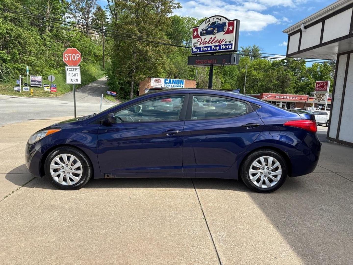 2011 BLUE HYUNDAI ELANTRA GLS (5NPDH4AE1BH) with an 1.8L engine, Automatic transmission, located at 503 First Street, Canonsburg, PA, 15317, (724) 745-0566, 40.266006, -80.178413 - Photo#1