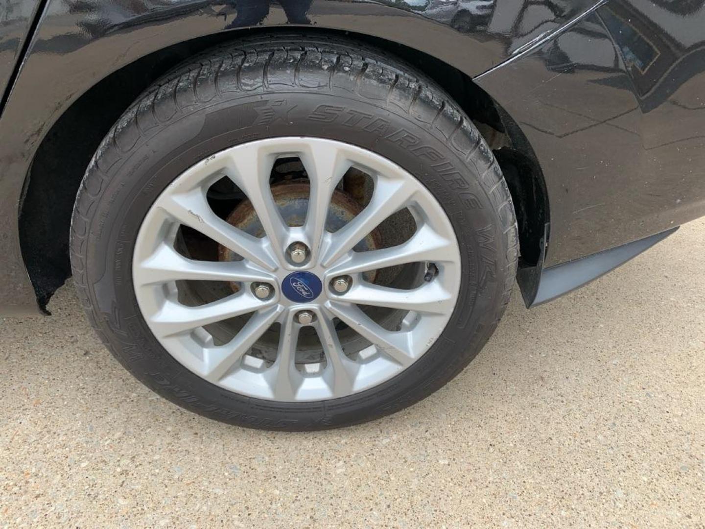 2014 BLACK FORD FIESTA SE (3FADP4BJ7EM) with an 1.6L engine, Automatic transmission, located at 503 First Street, Canonsburg, PA, 15317, (724) 745-0566, 40.266006, -80.178413 - Photo#9